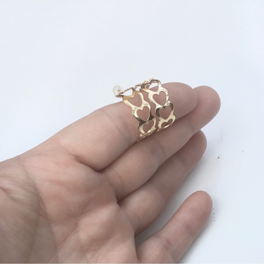 Cute small hoop with hearts earrings light weight fun y2k casual Barbie gold